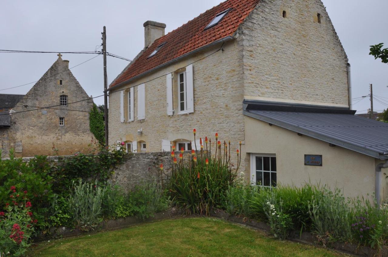Le Petit Clos Du Bessin Longues-sur-Mer Экстерьер фото