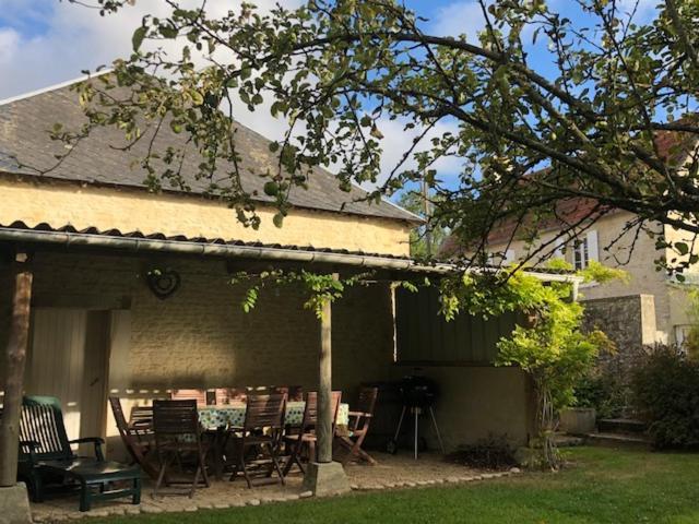 Le Petit Clos Du Bessin Longues-sur-Mer Экстерьер фото